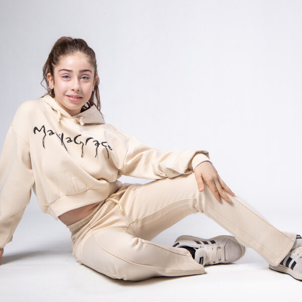 Completo Manila Grace